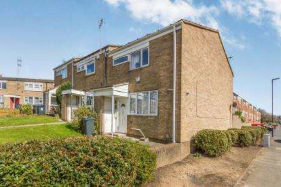 3 Bedroom End of Ter...